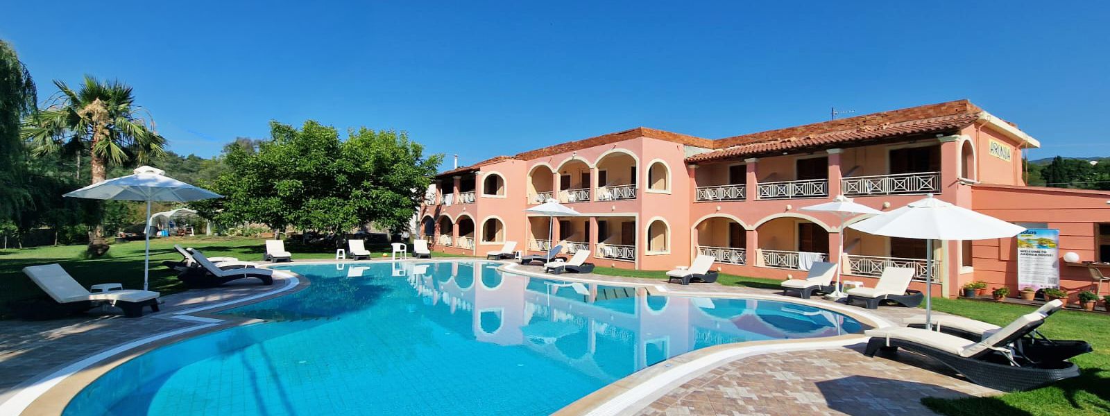 101 Singles Holidays