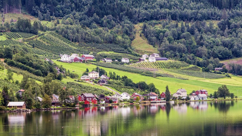 Day Four: Ulvik Beach to Solhaug Day Four: Ulvik Beach to Solhaug