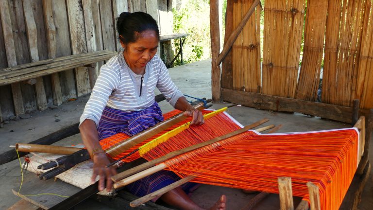 Flores Weaving Flores Weaving