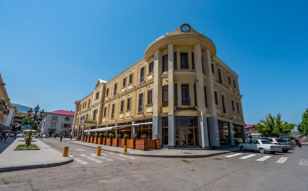 Comfortable Hotels Comfortable Hotels