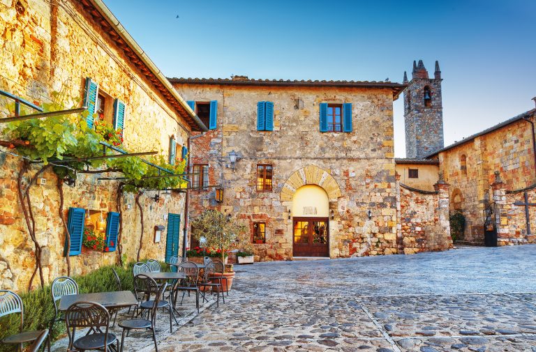 Medieval Hilltop Towns Medieval Hilltop Towns