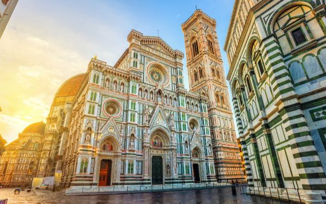 Visit Florence and Lucca