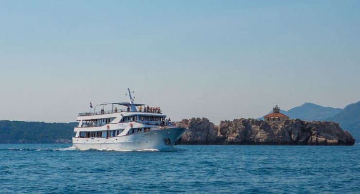 Hvar, Bisevo Blue Cave, Vis