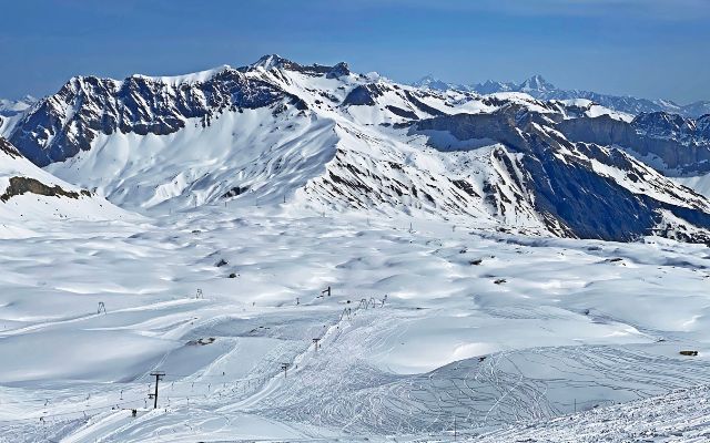 Glacier 3000 Ski Area