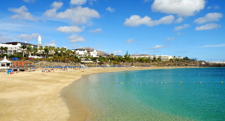 About the resort - Playa Blanca - ‘The White Beach’