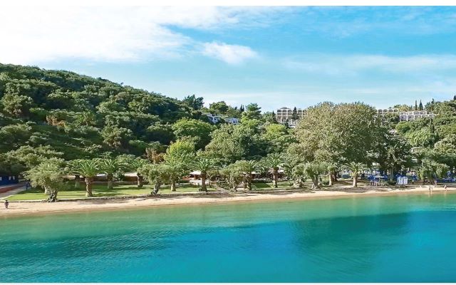 4* Lux Me Grecotel Daphnila Bay