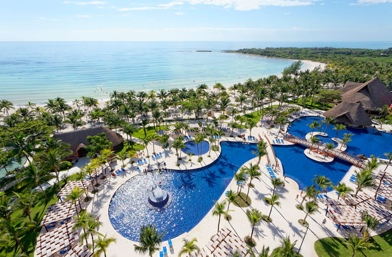 The beautiful coastline of Riviera Maya in Mexico