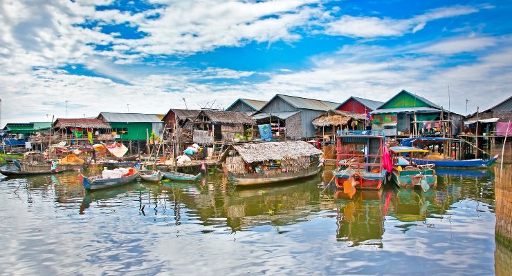 Day Five: Siem Reap, Tonle Sap Lake & Hanoi