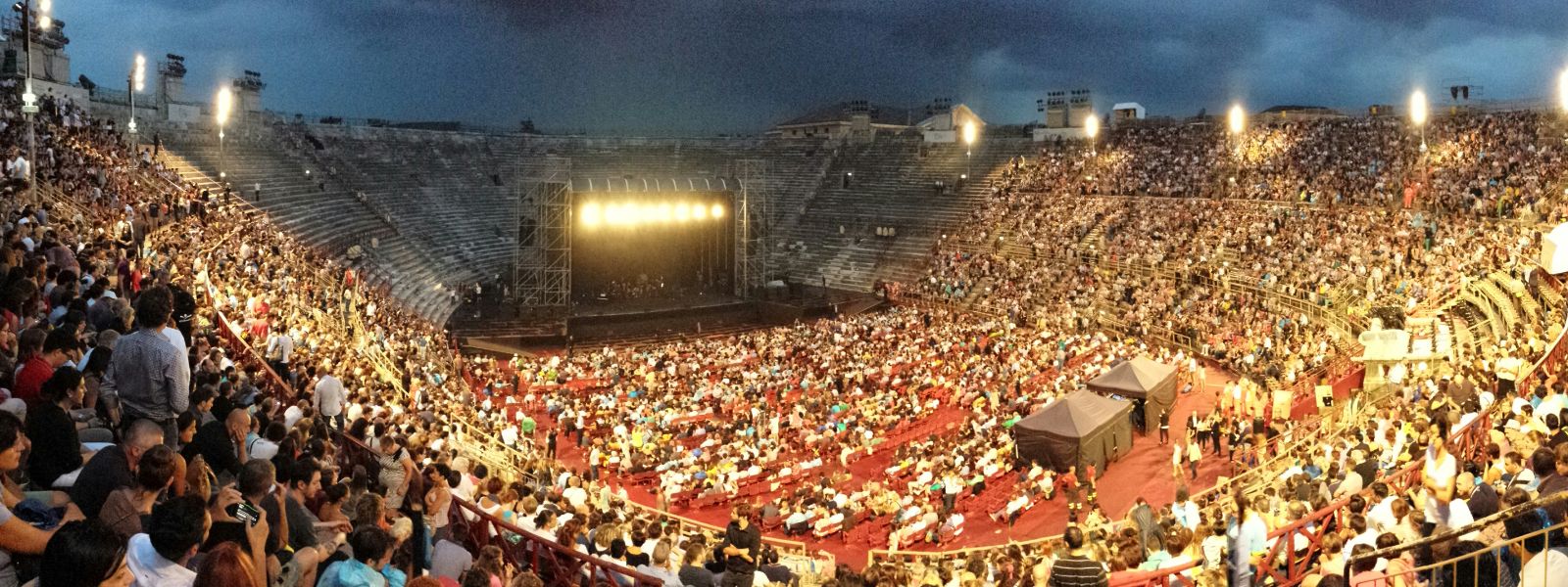 Opera & Vineyards in Verona