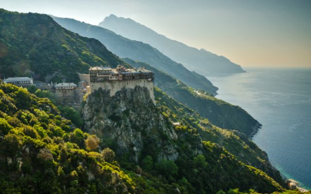 Mount-Athos-Boat-Trip-Excursion