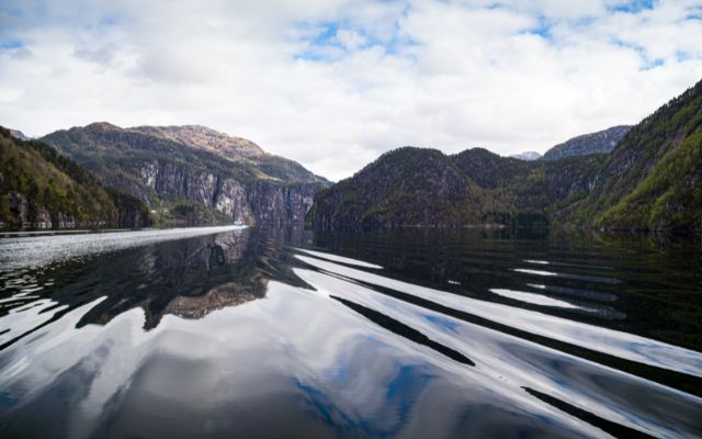 Osterfjord Cruise