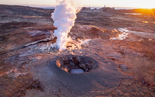 Volcanoes & Hot Springs