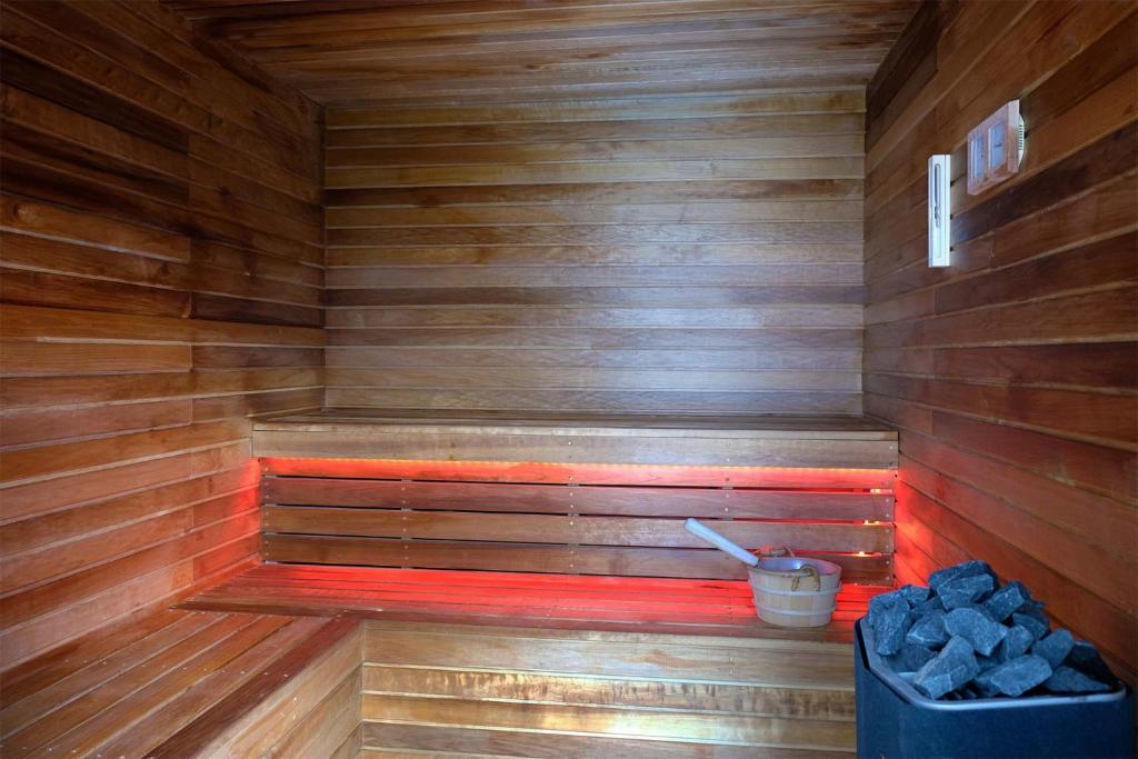 Hotel Spa Access