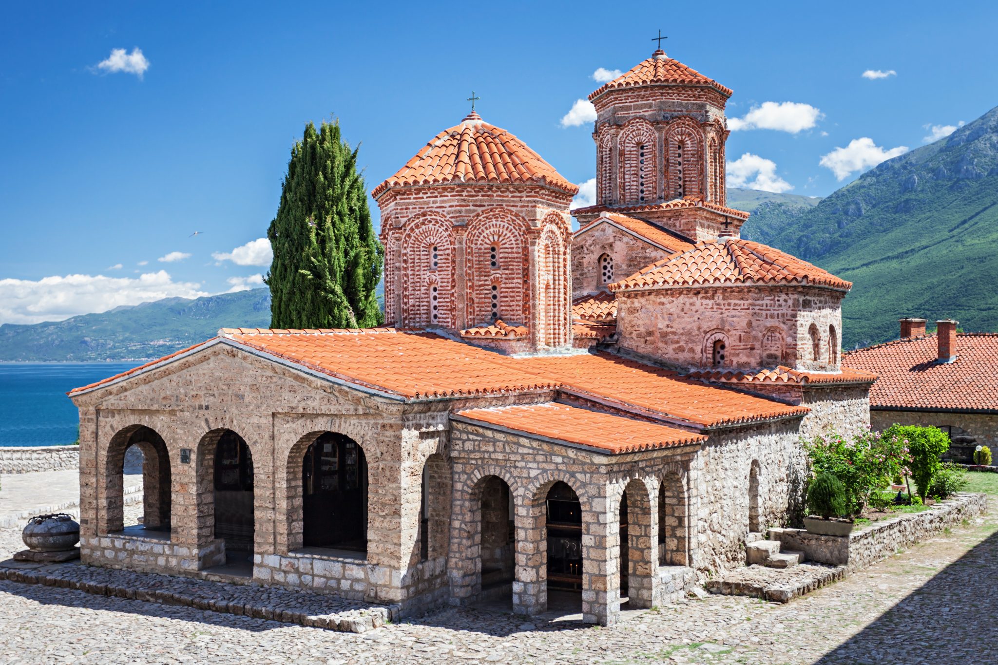 Balkans Explorer