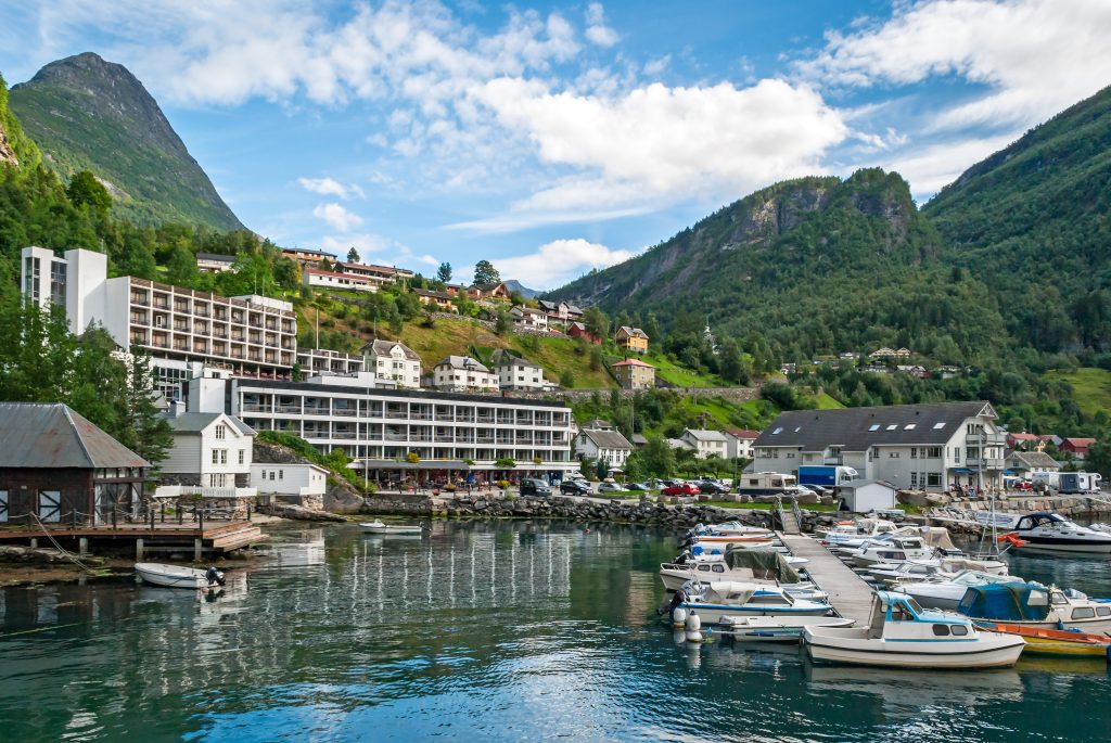 Day Six: Geiranger, cruise Geirangerfjord 07.30-1700	