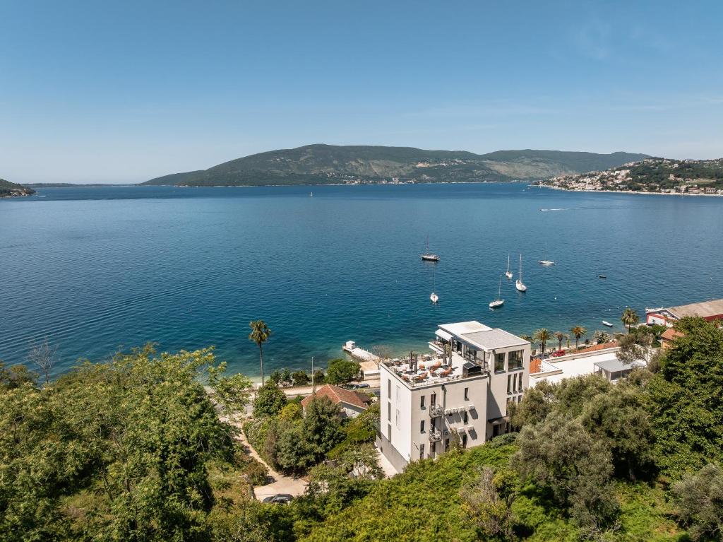 Montenegro Solos Exclusive - Kotor Bay