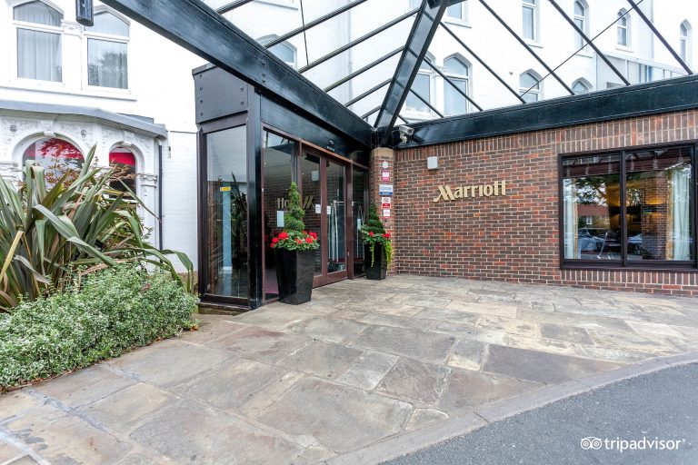 Four-star Hotel